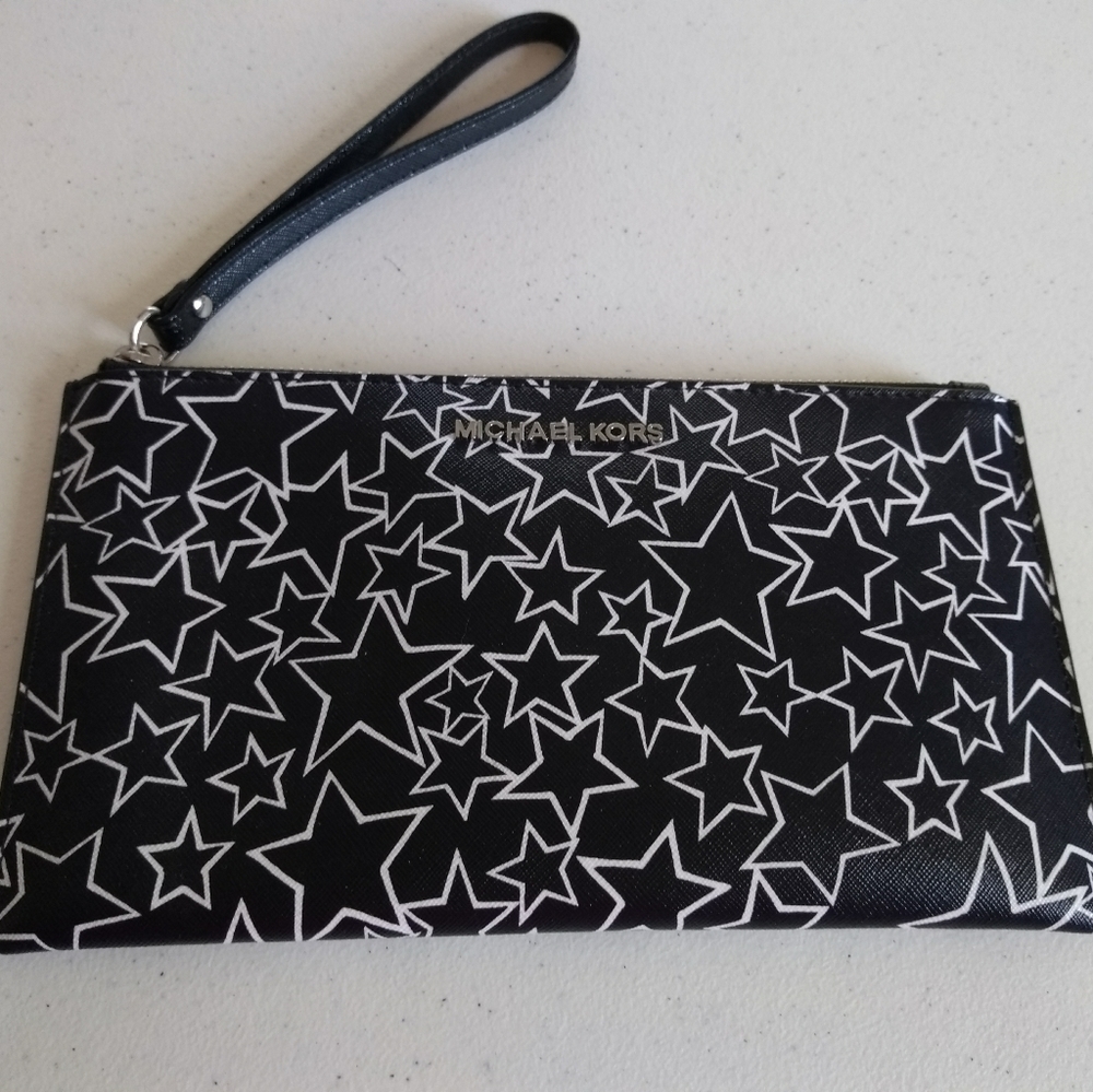 Michael kors wristlet/Clutch